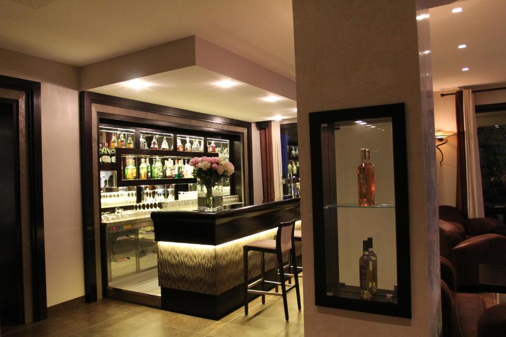 רוקברון-סור-ארז'נס Le Daya Hotel & Spa - Boutique Hotel מראה חיצוני תמונה