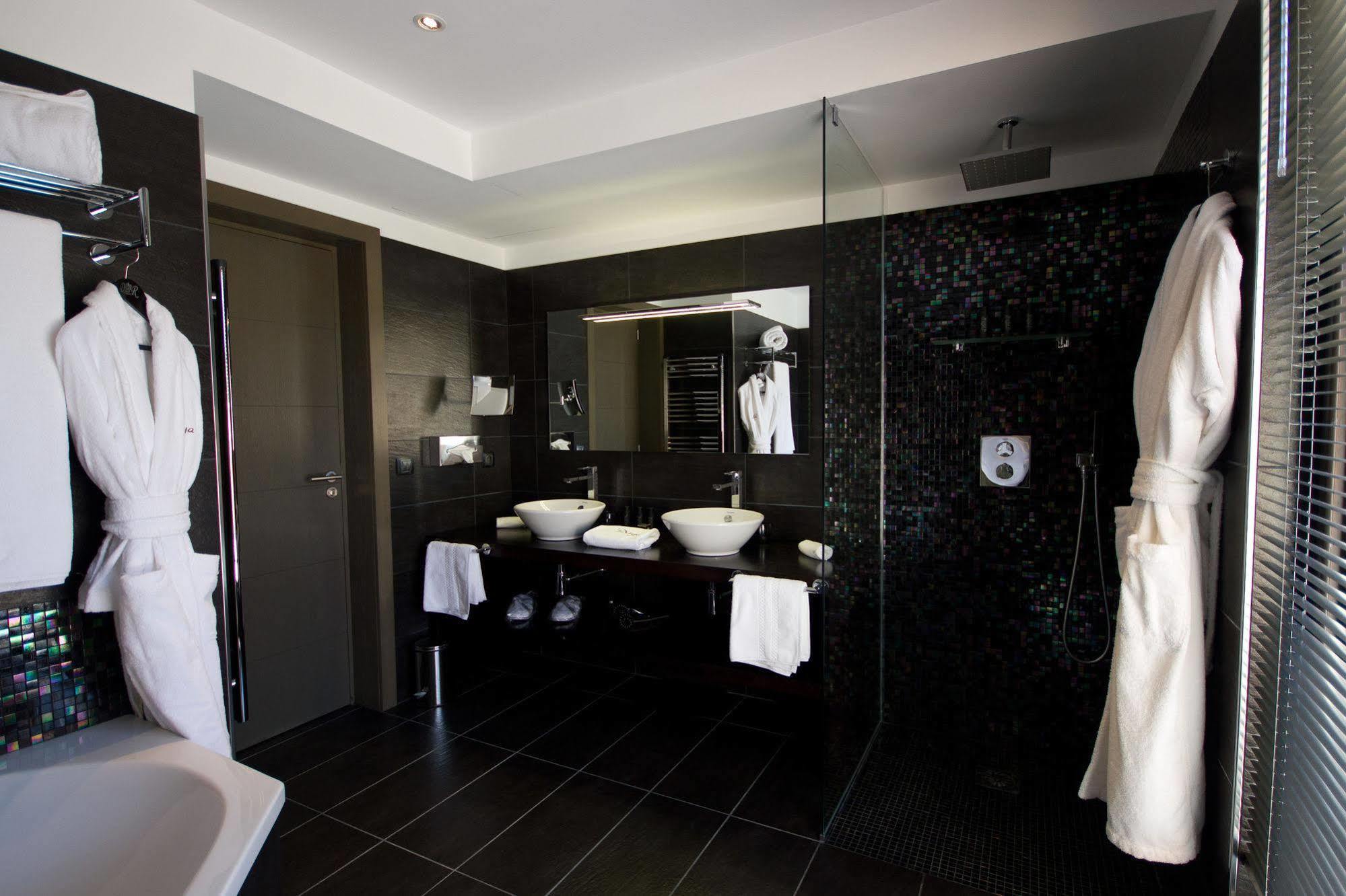 רוקברון-סור-ארז'נס Le Daya Hotel & Spa - Boutique Hotel מראה חיצוני תמונה